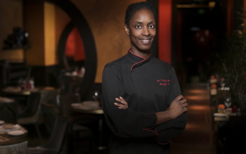 MICHELINSKÁ ŠÉFKUCHAŘKA Z PAŘÍŽSKÉHO BUDDHA-BAR HOTELU PŘEDSTAVÍ V SIDDHARTA CAFÉ NOVÉ M